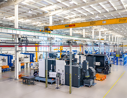 产业链协同，关键部件自产自控